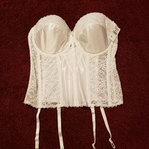 Va Bien White Lace Bustier